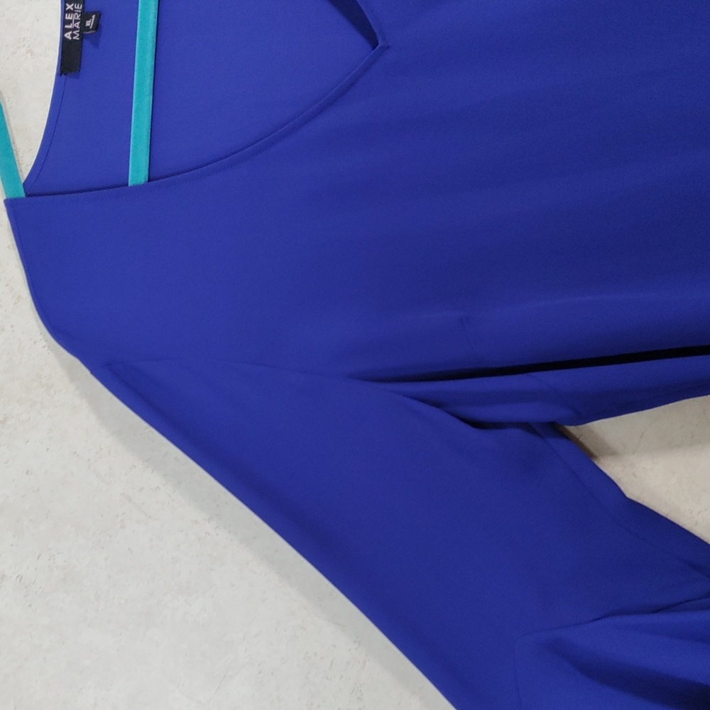 4093 Alex Marie royal blue crepe knit v-neck ruffle bell sleeve blouse XL - Picture 6 of 9